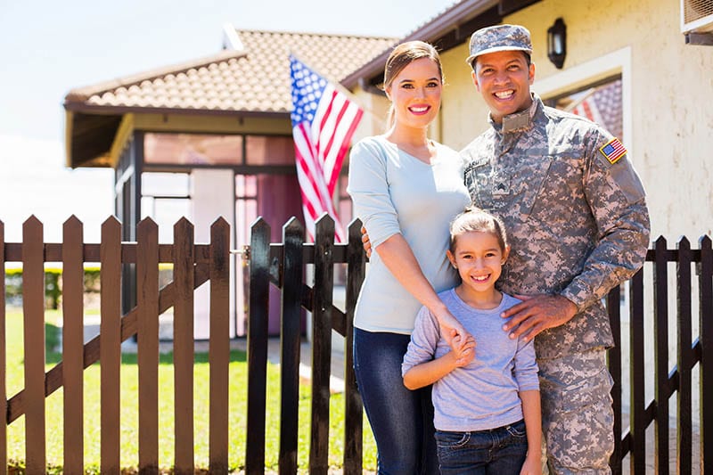 american soldier reunited with family